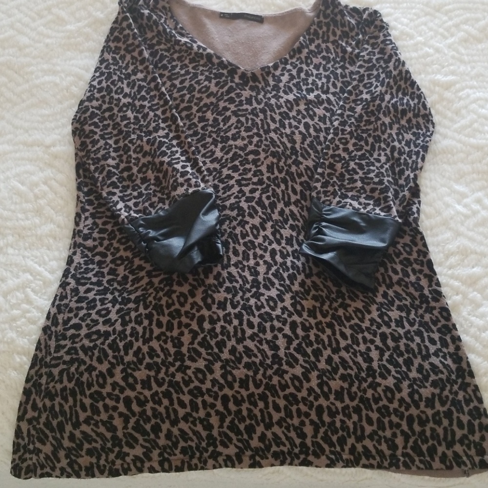 Maurices 3/4 sleeve leopard/pleather sweater